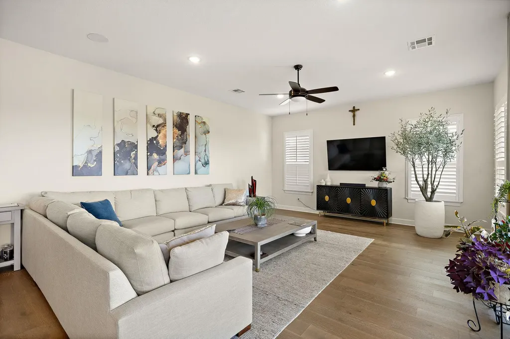 2000 Mazarro Drive Leander TX 78641
