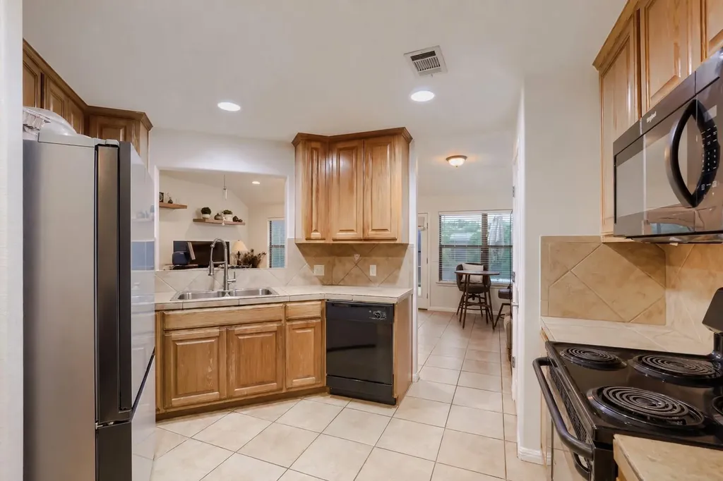 2001 Rain Water Drive Austin TX 78734