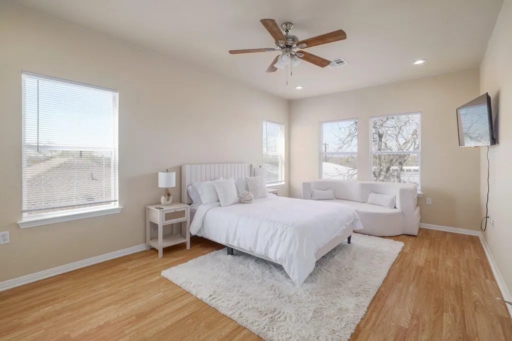 1178 Bedford Street Austin TX 78702