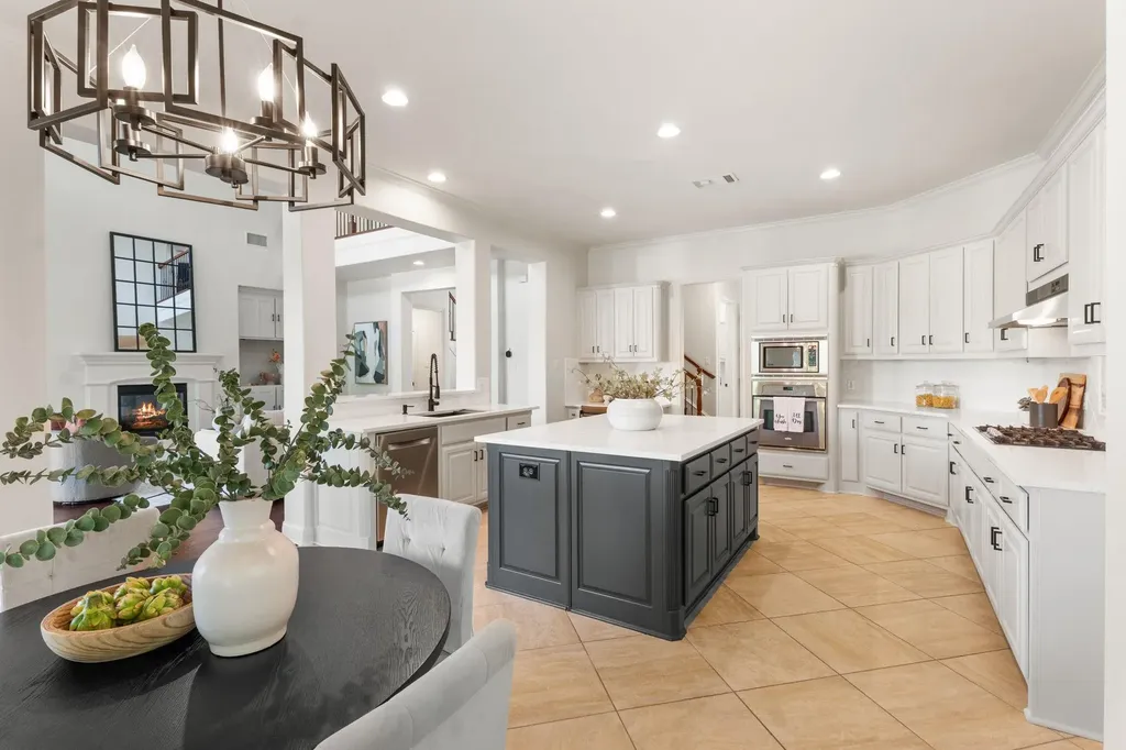 11904 Bristlewood Cove Austin TX 78732