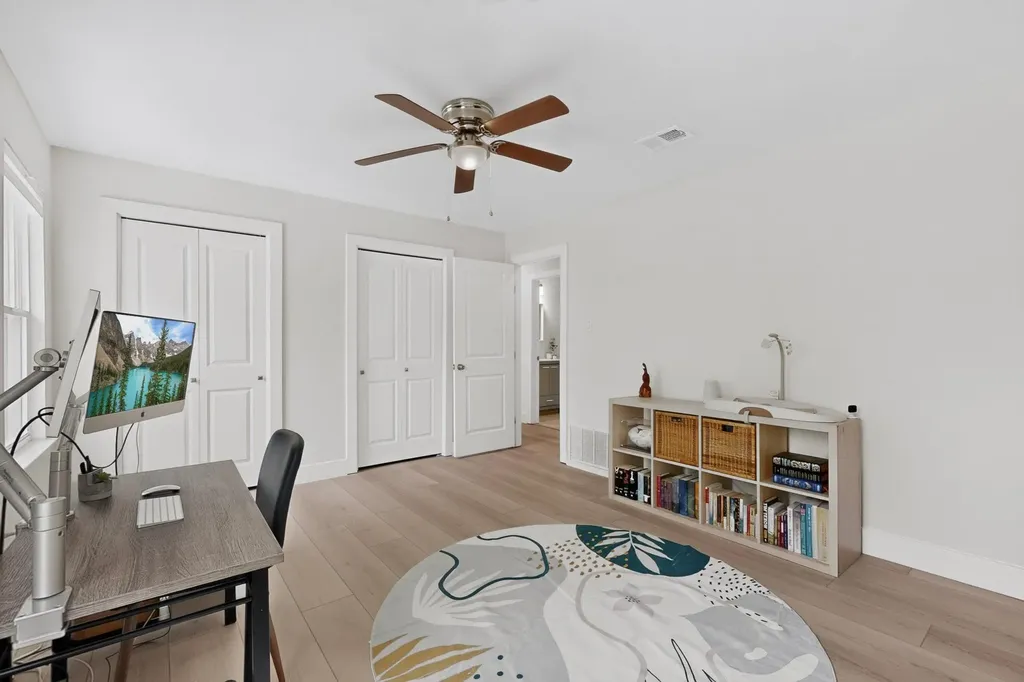 7402 Gaines Mill Lane Austin TX 78745