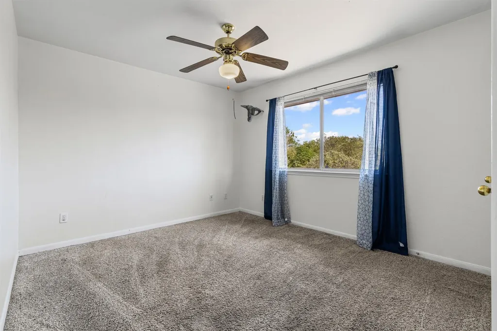 1910 Ireland Drive Leander TX 78641
