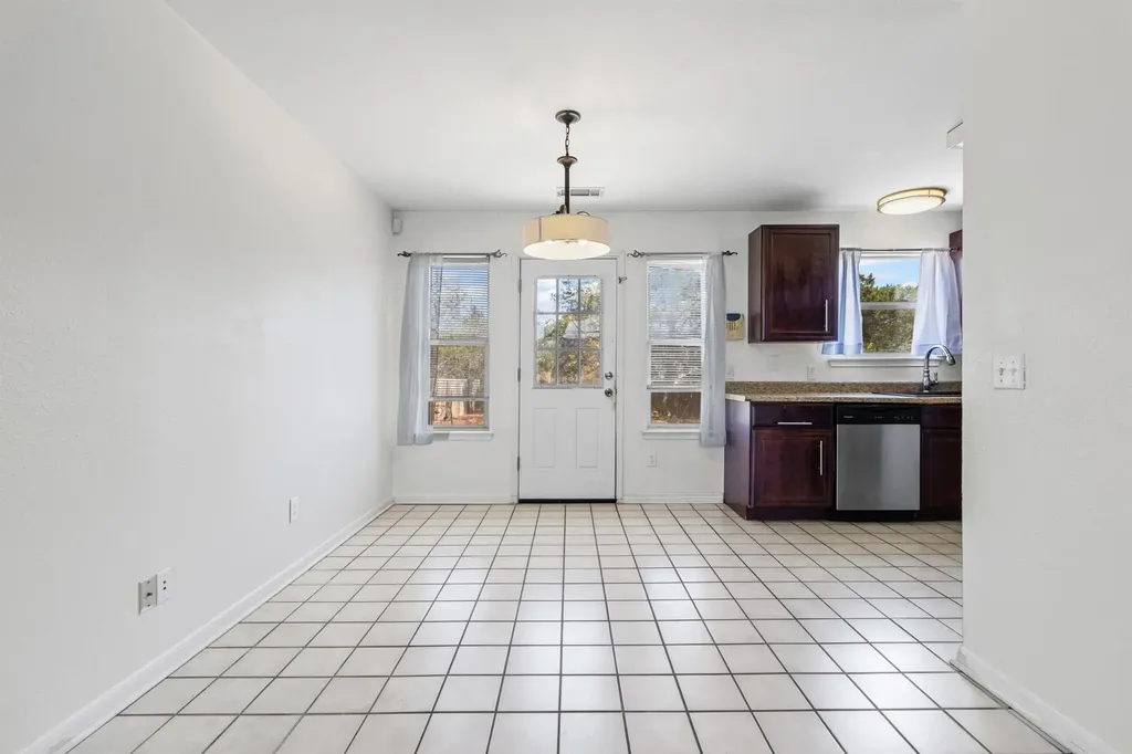 1910 Ireland Drive Leander TX 78641
