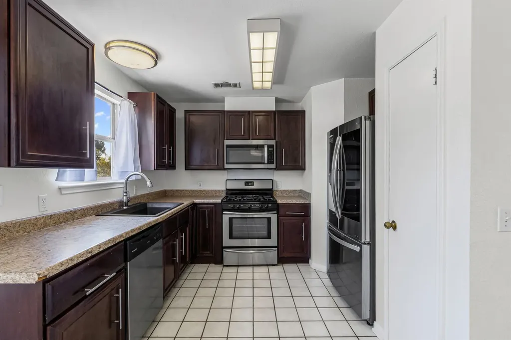 1910 Ireland Drive Leander TX 78641