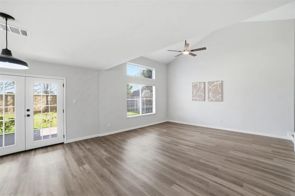 1606 Rossport Bend Leander TX 78641