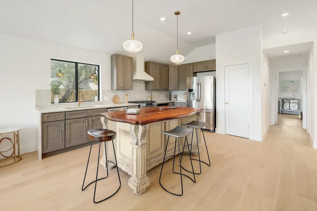 7705 Jester Boulevard Austin TX 78750