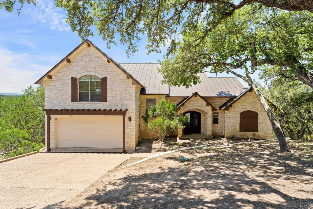 1017 Coventry Road Spicewood TX 78669