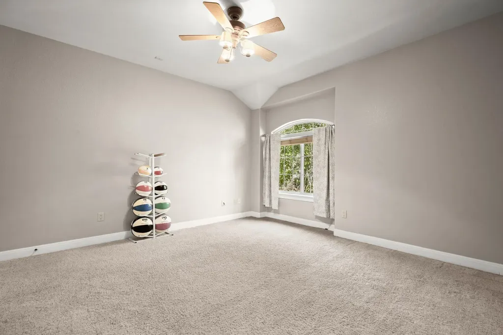 149 Spanish Oak Trail Elgin TX 78621