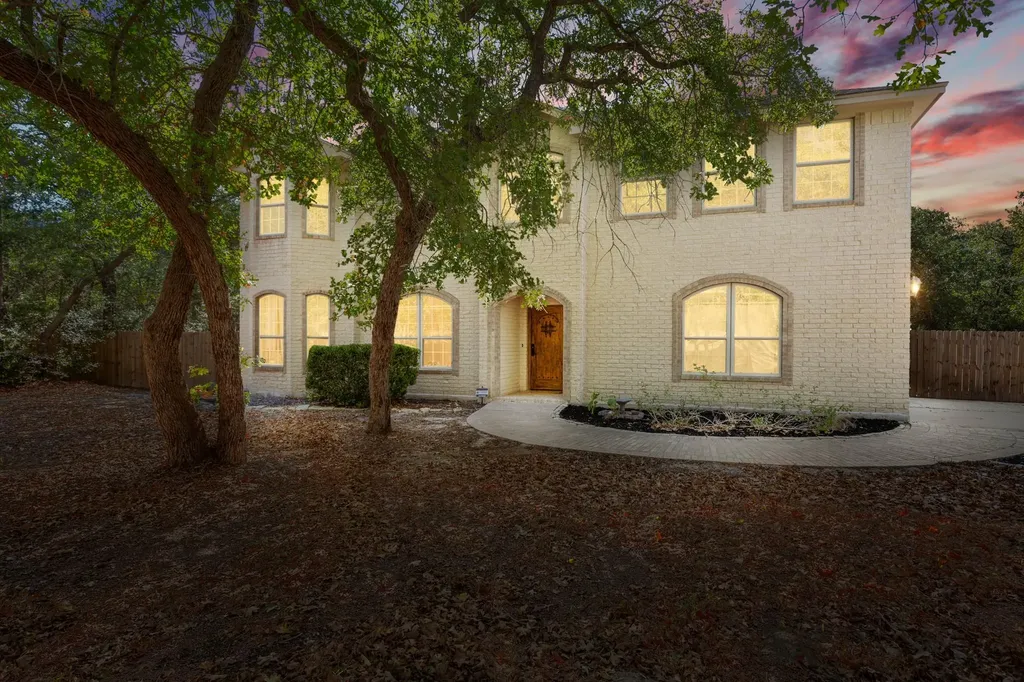 149 Spanish Oak Trail Elgin TX 78621