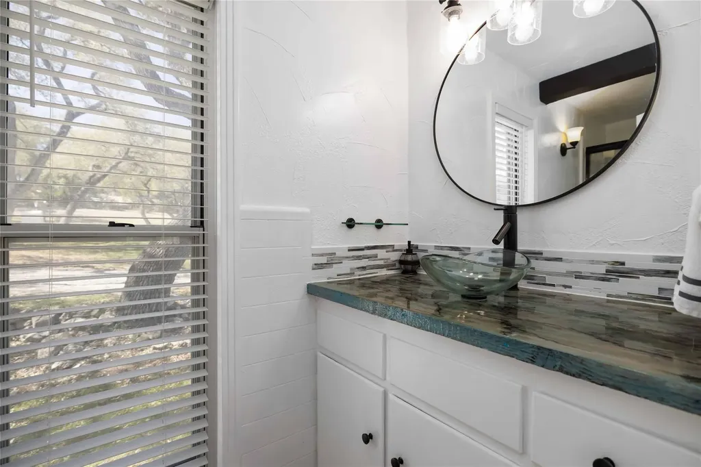17416 Sleepy Hollow Drive Lago Vista TX 78645