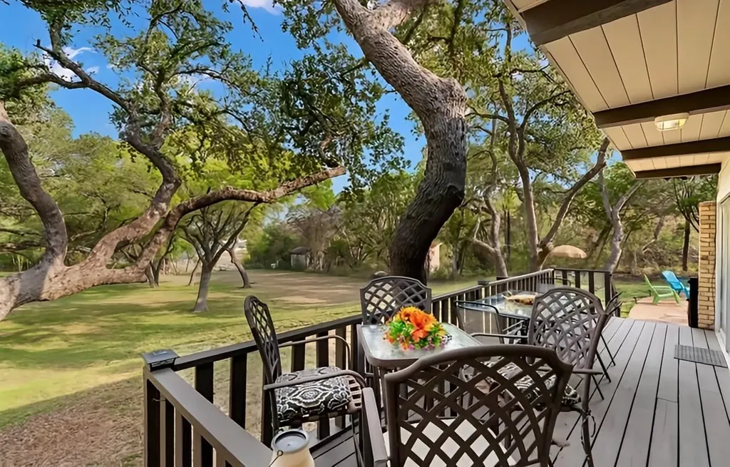 17416 Sleepy Hollow Drive Lago Vista TX 78645
