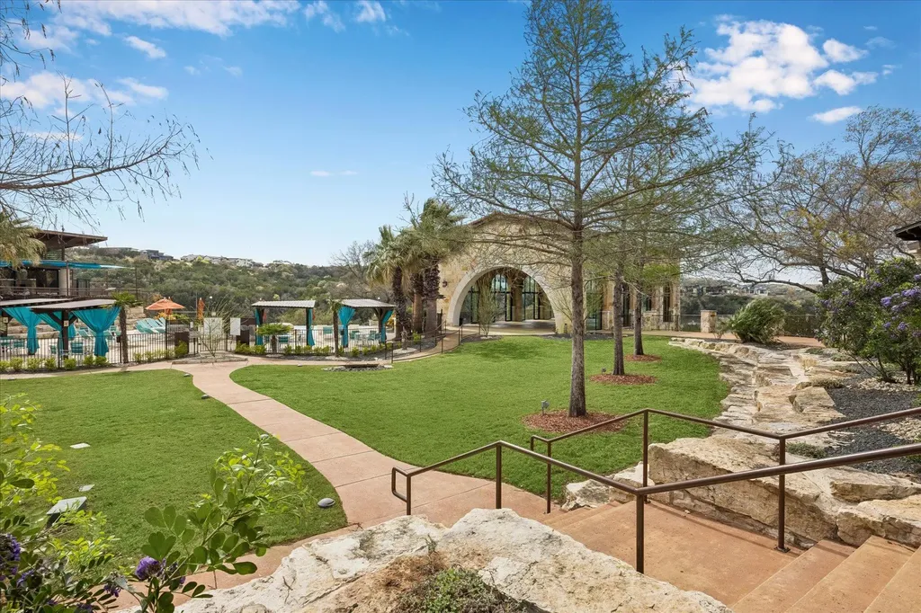 625 Vendemmia Bend Austin TX 78738