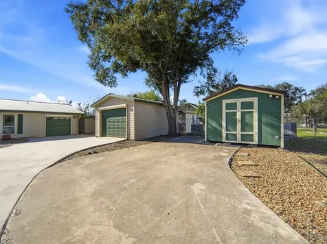 159 Thornton Lane Lakehills TX 78063