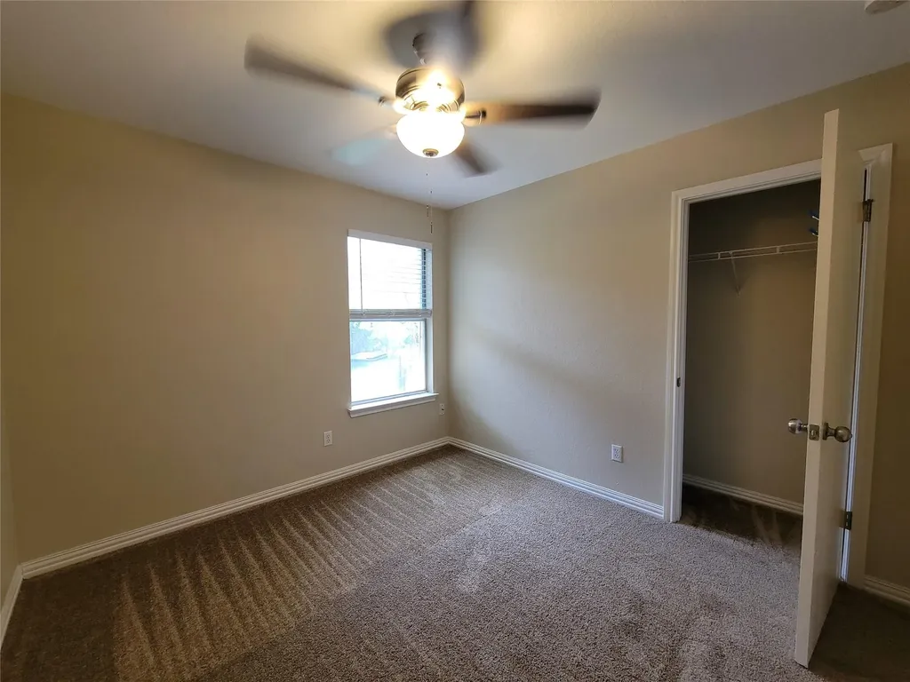 2328 Friarcreek Loop Round Rock TX 78664
