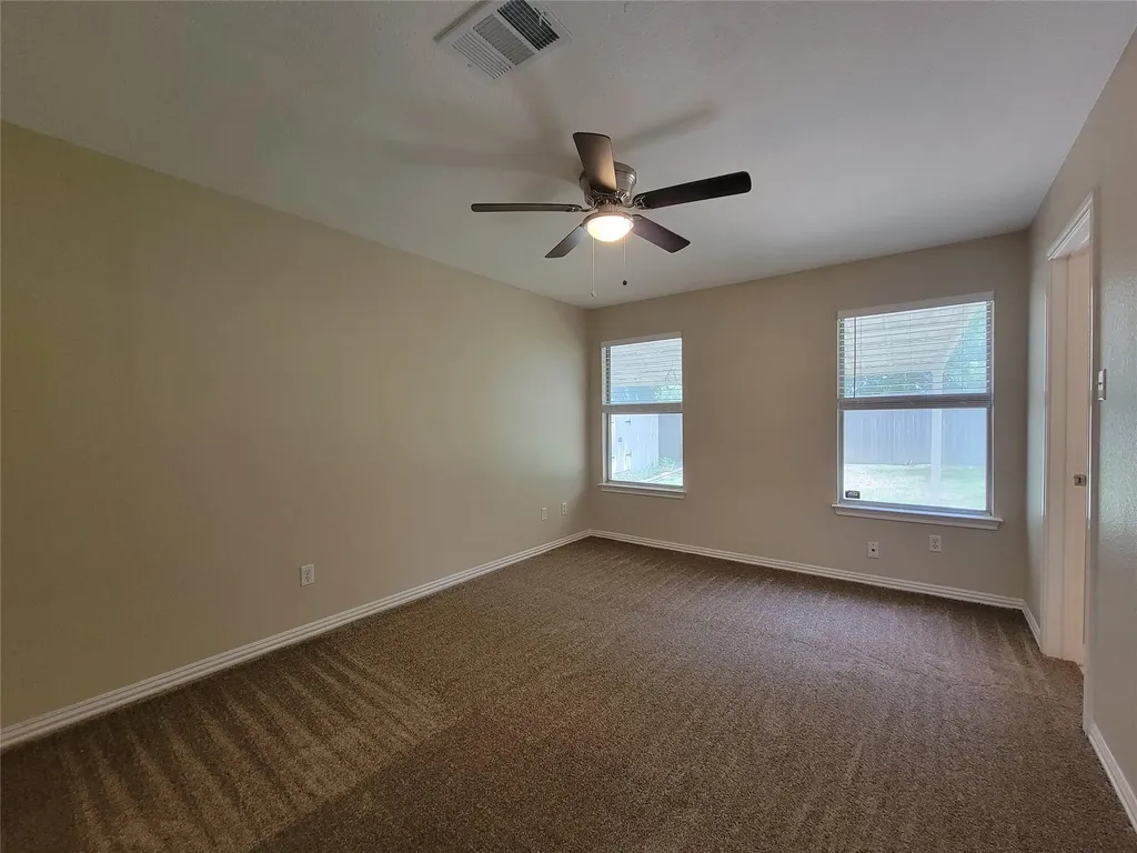 2328 Friarcreek Loop Round Rock TX 78664