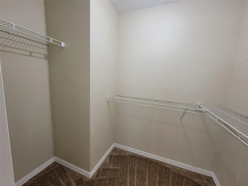 2328 Friarcreek Loop Round Rock TX 78664