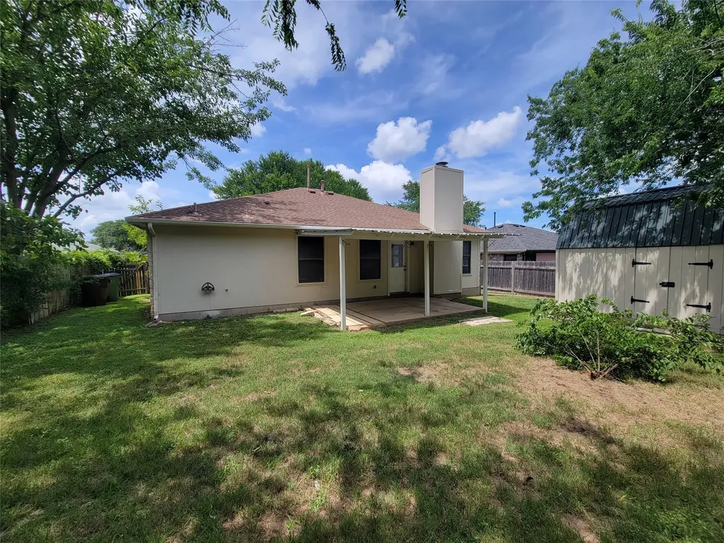 2328 Friarcreek Loop Round Rock TX 78664