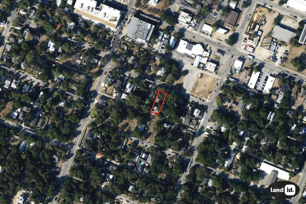 1613 Willow Street Austin TX 78702
