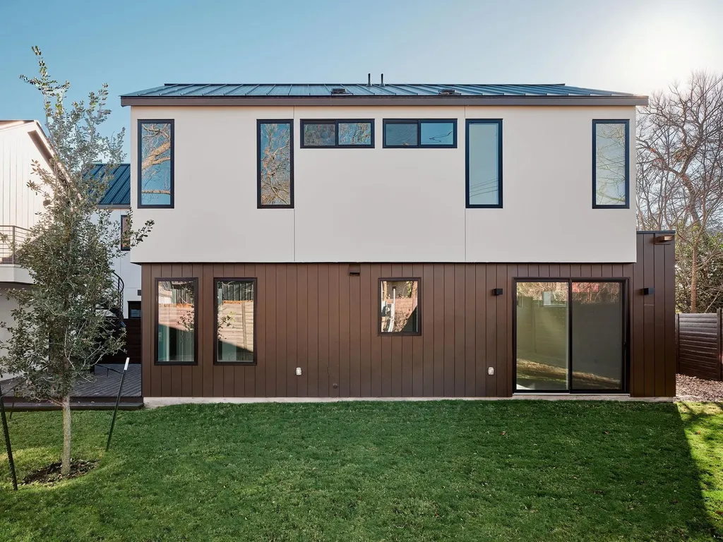 3209 Dolphin Drive Austin TX 78704