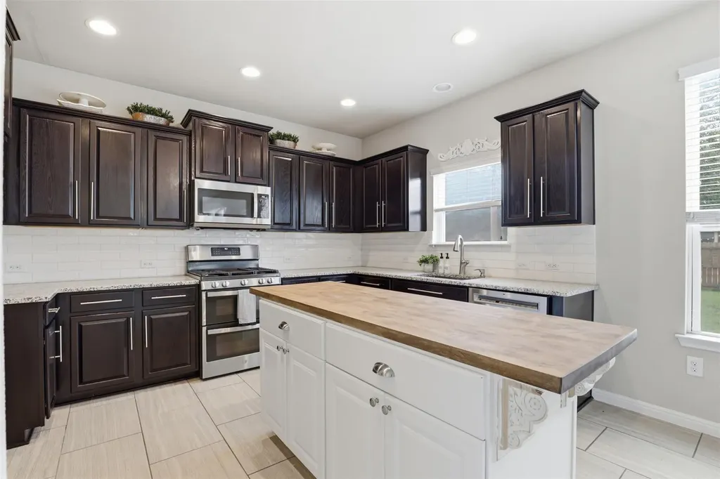 113 Bastian Lane Georgetown TX 78626