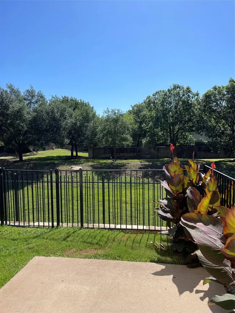11241 Lost Maples Trail Austin TX 78748
