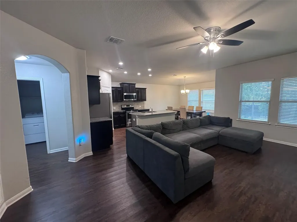 733 Pinnacle Drive Georgetown TX 78626