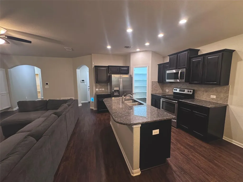 733 Pinnacle Drive Georgetown TX 78626
