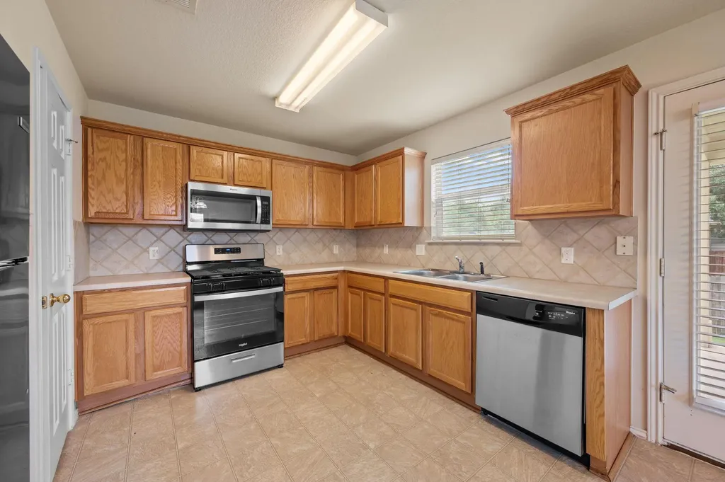 1519 Plume Grass Place Round Rock TX 78665