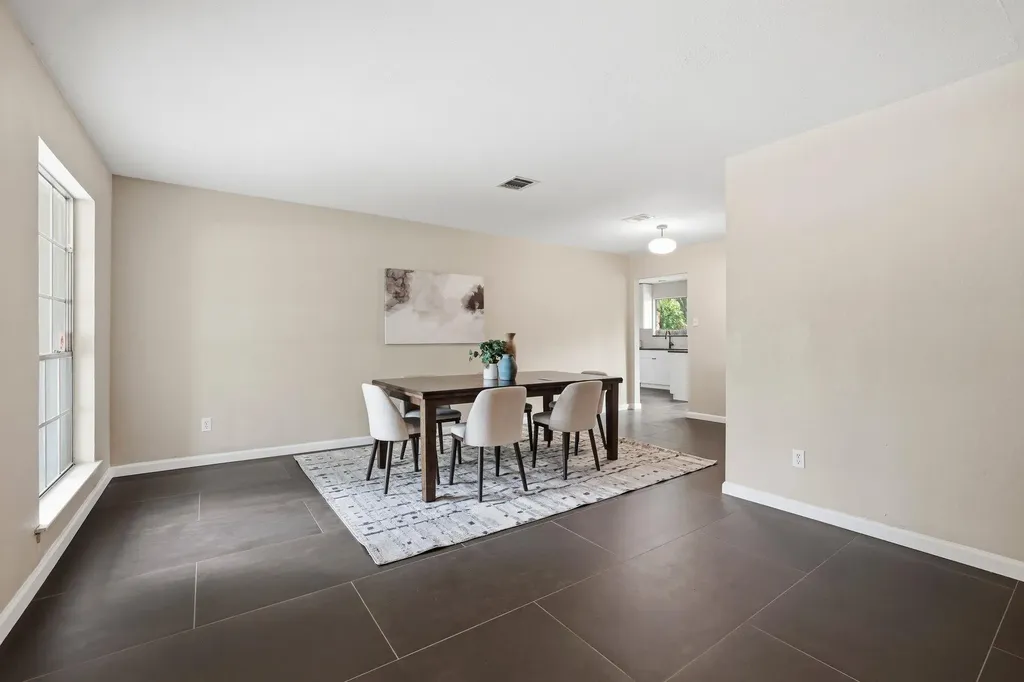 9907 Oak Hollow Drive Austin TX 78758