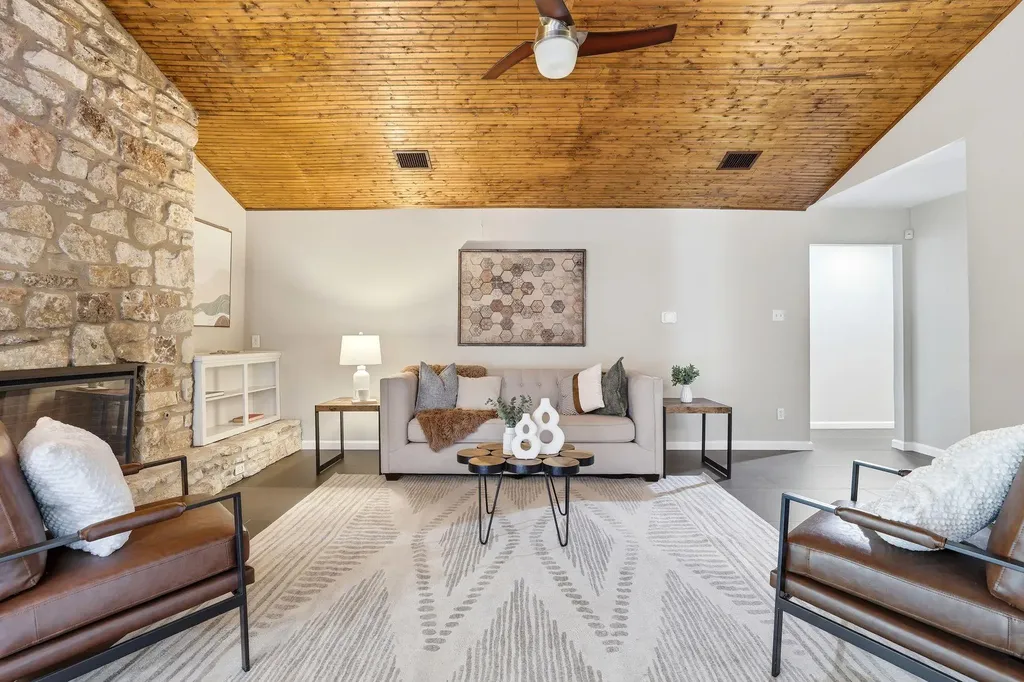 9907 Oak Hollow Drive Austin TX 78758