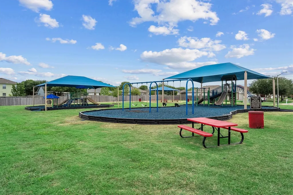 172 Discovery Kyle TX 78640