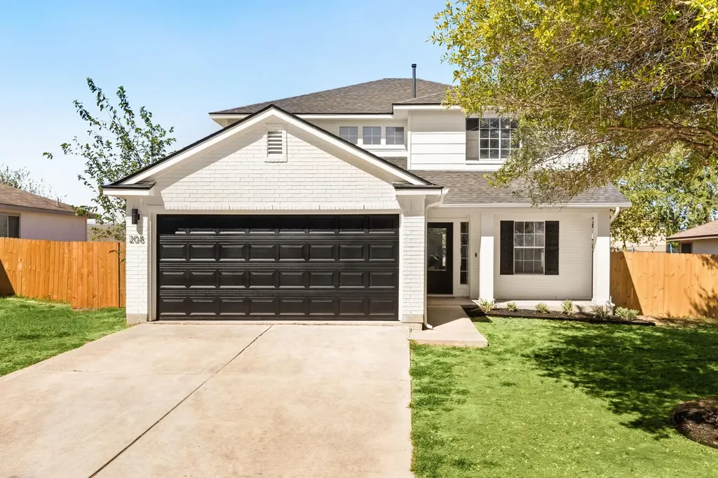 208 Langely Street Kyle TX 78640