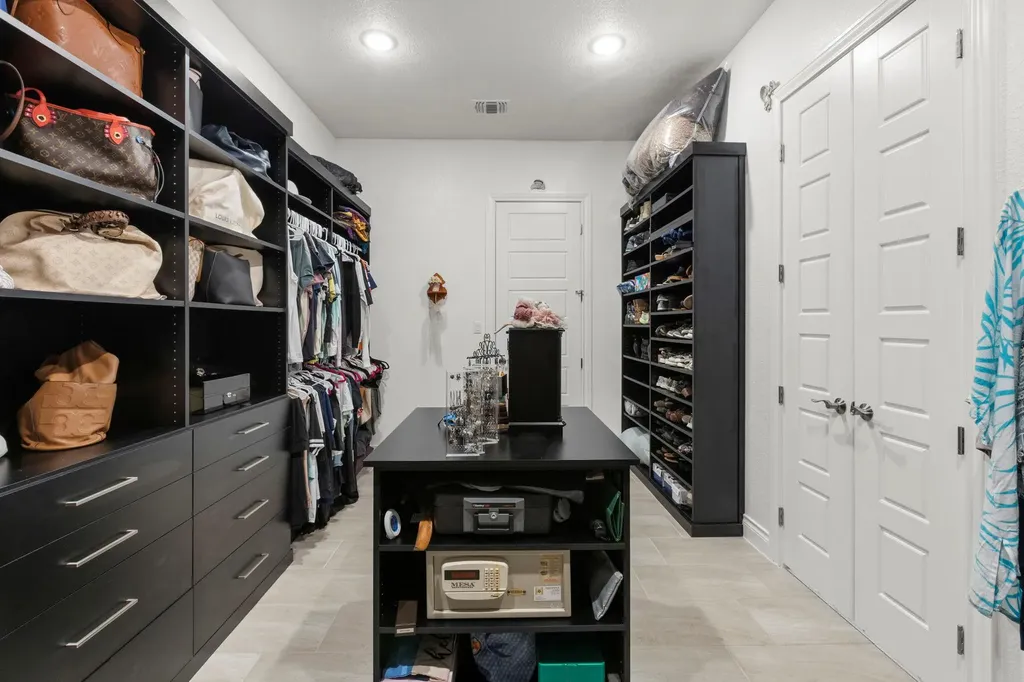 212 Canyon Creek Horseshoe Bay TX 78657
