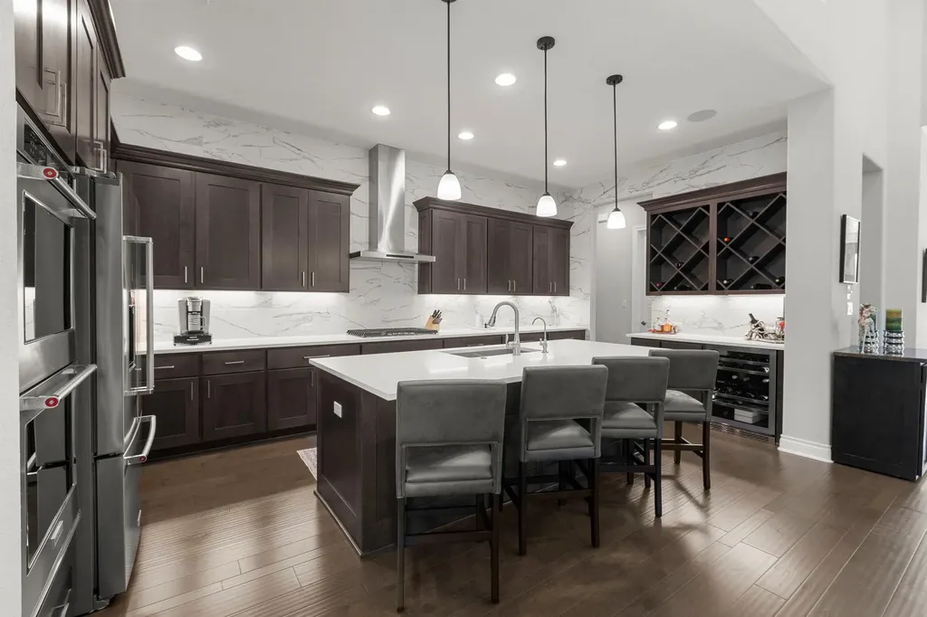 212 Canyon Creek Horseshoe Bay TX 78657