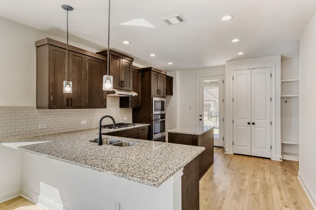 175 International Street Buda TX 78610