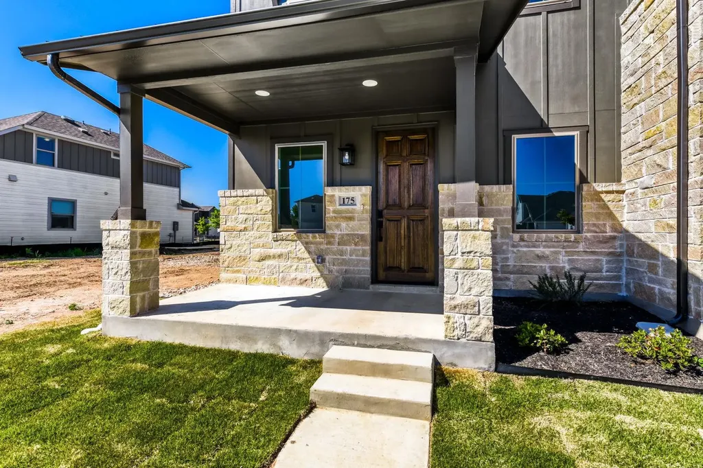 175 International Street Buda TX 78610