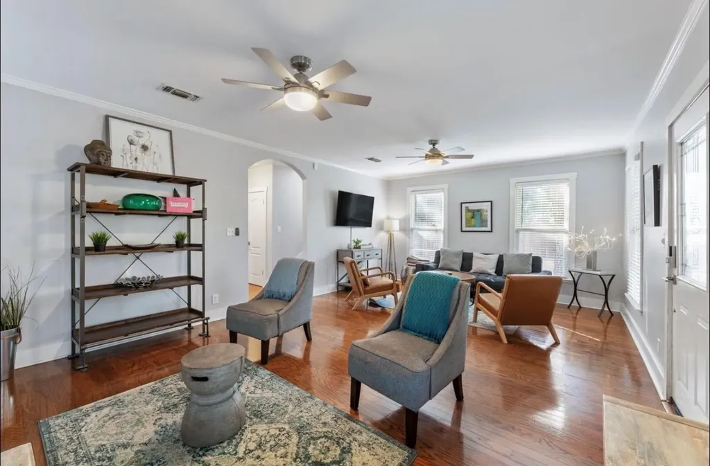 611 W Johanna Street Austin TX 78704