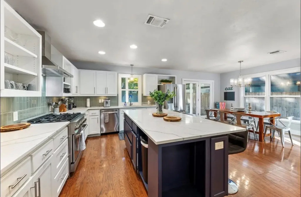 611 W Johanna Street Austin TX 78704