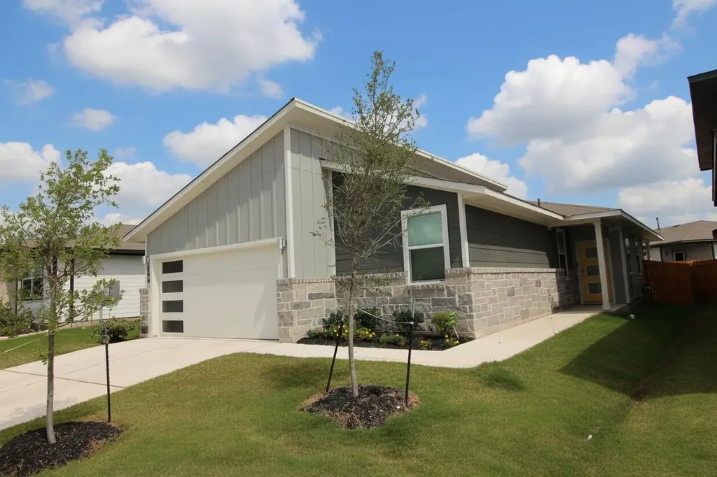 256 Tequilana Pass Leander TX 78641