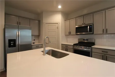 256 Tequilana Pass Leander TX 78641