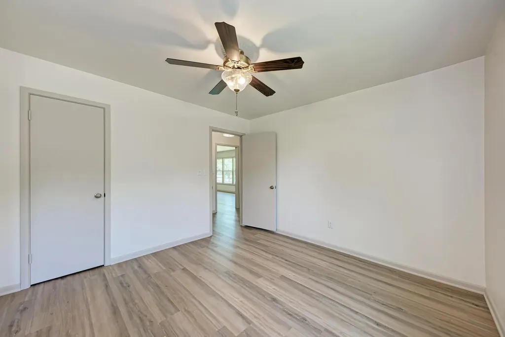 502 W Avenue A Lampasas TX 76550