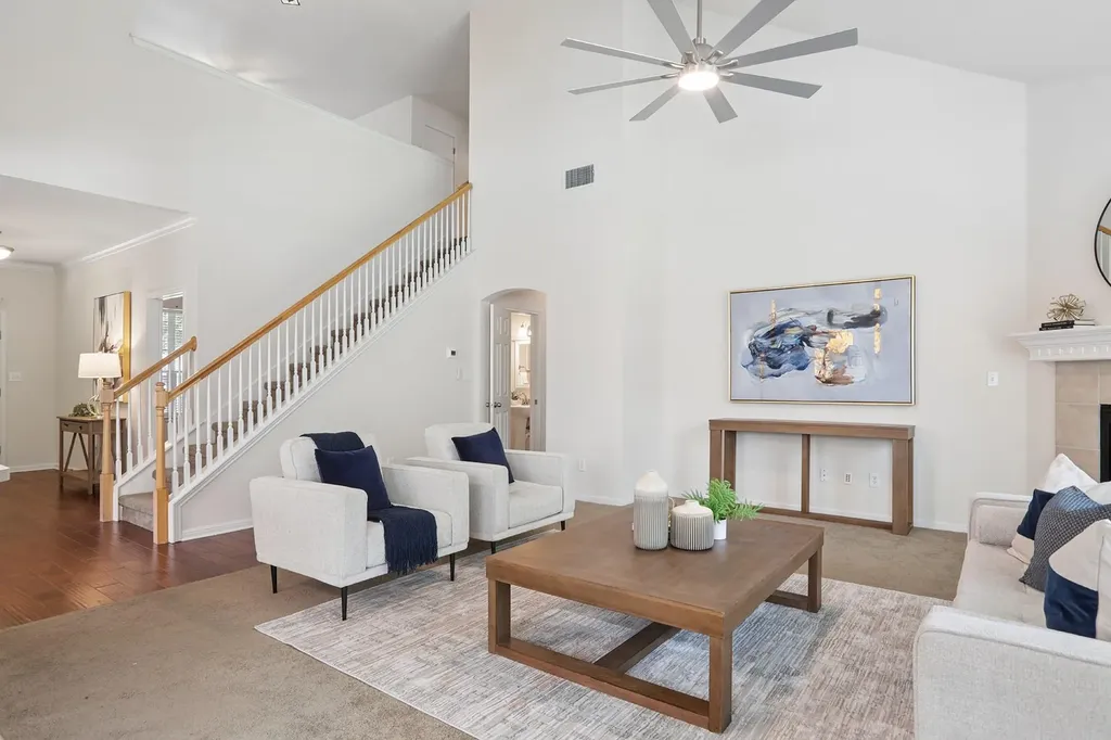 2225 Lou John Street Austin TX 78727