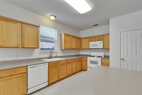 2225 Lou John Street Austin TX 78727