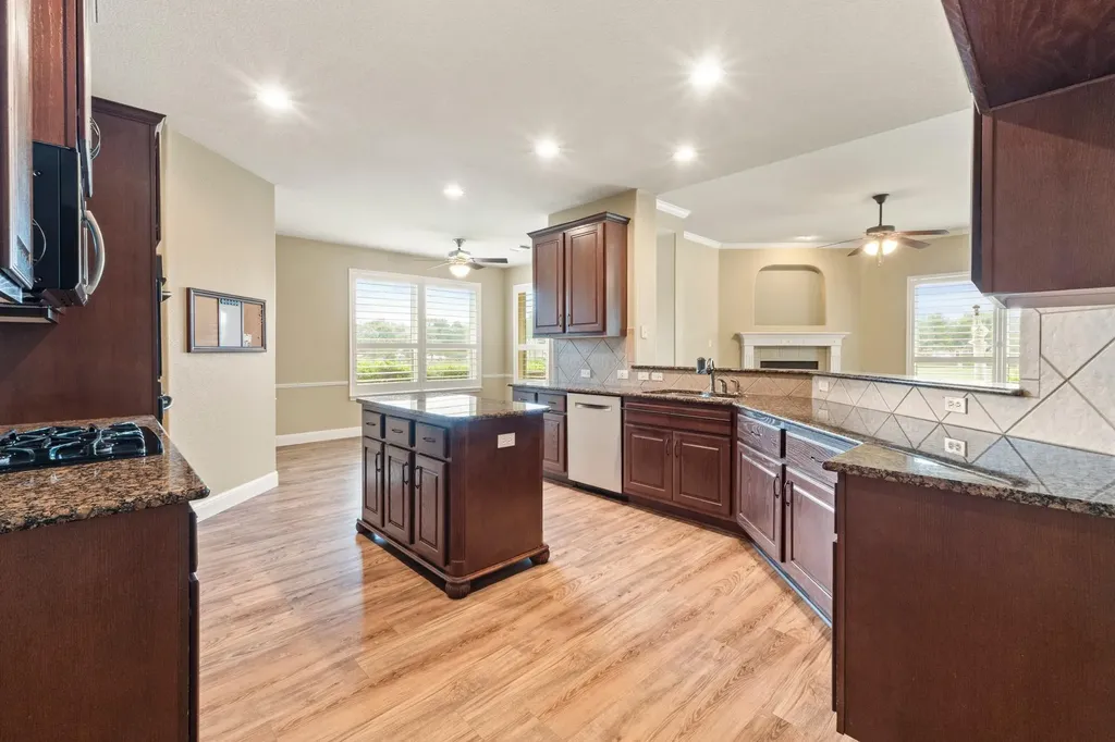 2502 Echo Wood Place Round Rock TX 78681