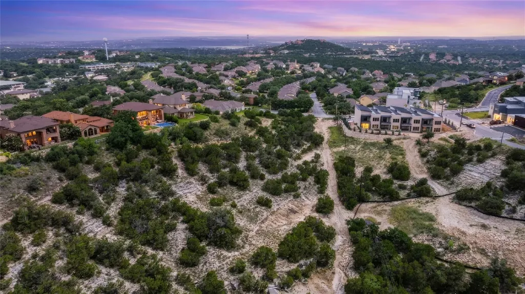 0000 Farris Drive Austin TX 78734