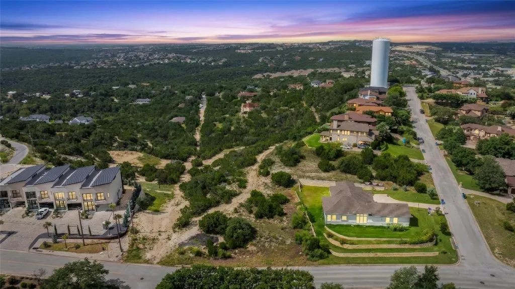 0000 Farris Drive Austin TX 78734