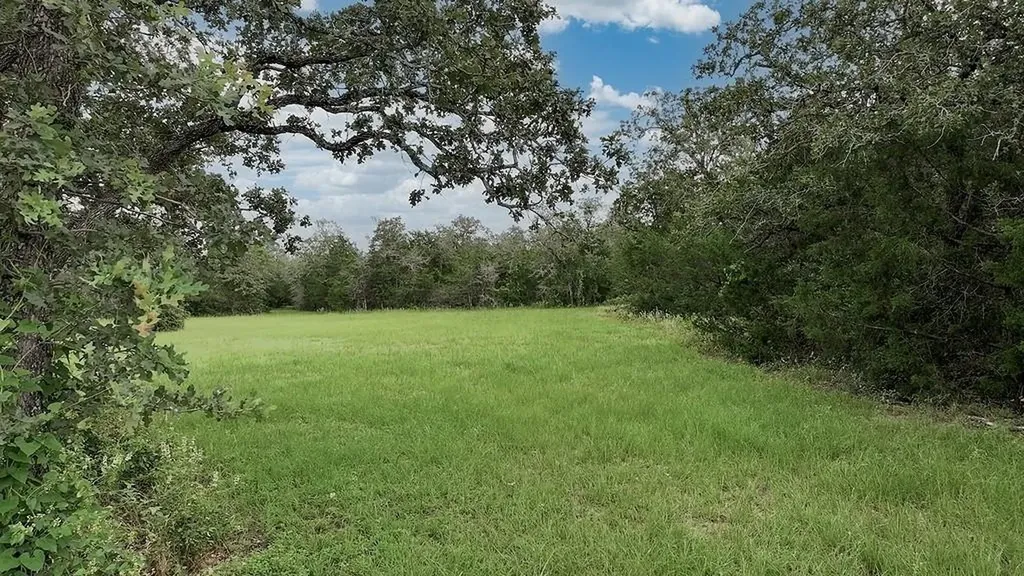 2625 Burke Road Flatonia TX 78941