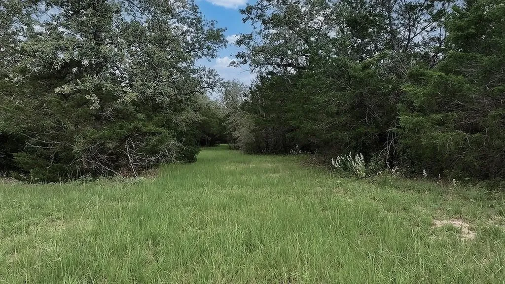 2625 Burke Road Flatonia TX 78941