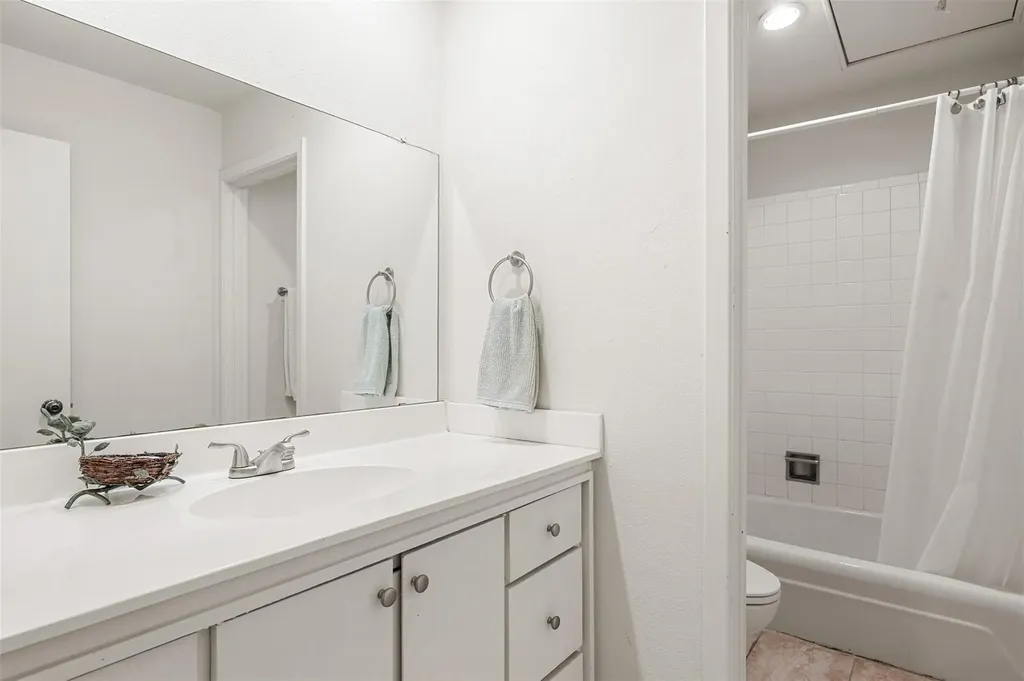 5902 Mountainclimb Drive Austin TX 78731