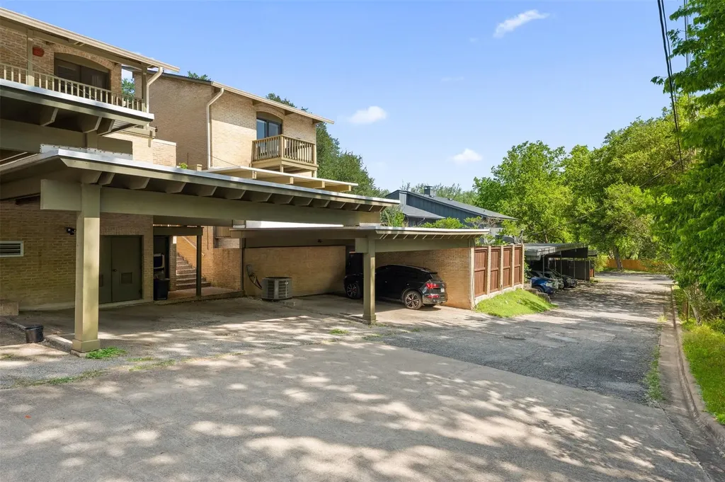 5902 Mountainclimb Drive Austin TX 78731